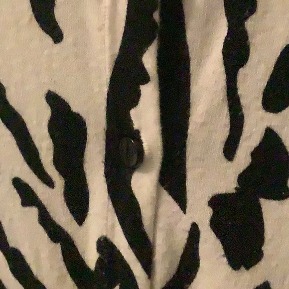 Cardigan Zebra print by Designers original size L  Black & white great c… - Picture 4 of 8